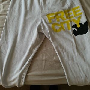 Free city sweat pants